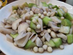 -梨云山居农家乐