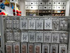 -名创优品(天津市河东万达广场店)