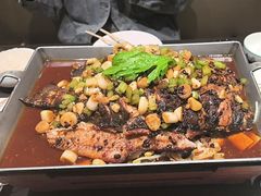 -沁香缘巫山烤鱼(看丹桥店)