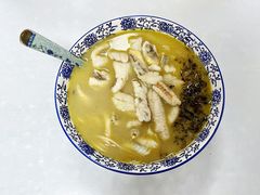 -明呈黄鱼面馆(斜土路店)