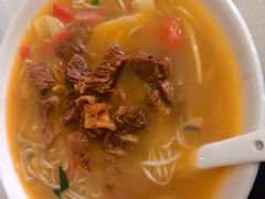 -二扁私房面馆(崂山路店)