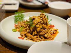 春笋手撕鸡-小大董·烤鸭(王府井apm店)