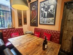 -SISTERS BAR RESTAURANT川意酒馆(嘉善老市H楼店)