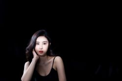 -onlygirl摄影美学馆高端定制(江滩店)