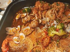 -巴特餐饮6加1音乐餐吧·新疆菜