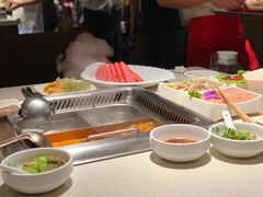 -海底捞火锅鲜切牛肉主题店(长寿路店)