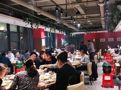 大堂-永红源啤酒·烧烤·海鲜·大排档(青特城店)