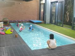 -IBOBI亲子游泳俱乐部(华侨城中心)