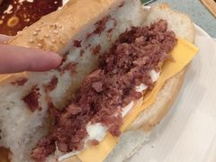招牌咸牛肉芝士猪仔包-华嫂冰室(尖沙咀店)