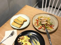 -HELLO 27 意面·沙拉·帕尼尼