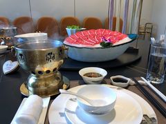 -鼎泰亨·海鲜牛肉餐厅(滨江店)