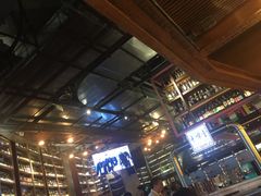 -牛啤堂精酿啤酒餐吧(五棵松华熙店)