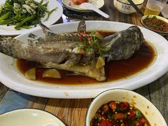 -庆余生平价生猛海鲜(海棠湾林旺夜市店)