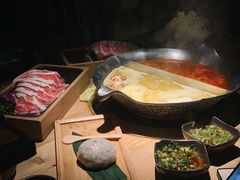红颜花胶鸡锅-湊湊火锅·茶憩(杭州湖滨银泰in77店)