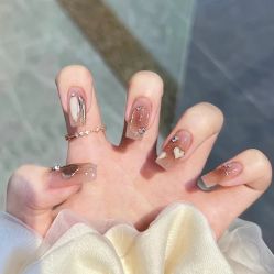 -尤米一站式美甲美睫