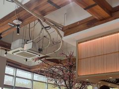 -蜜桃餐厅·伴山(湖滨商业街店)