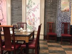 包厢-老季市·三代非遗传承·地标美食老汁鸡(工农路店)