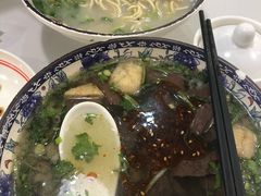 徐州羊肉汤-上海紫彤友联生煎(金沙井店)