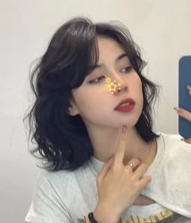 -诗悦发型烫染SALON