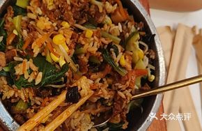 Beef Cubes Stone Pot Rice