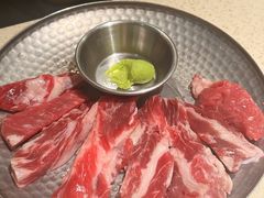 -蚂蚁洞·烤肉大营地(上海静安大悦城店)