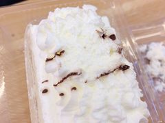 -白玉兰食品甜凤店(合生汇店)