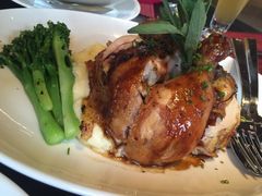 -WOLFGANG PUCK KITCHEN & BAR(迪士尼小镇店)