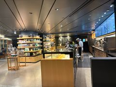 -星巴克臻选(国贸商城首店)