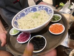 -亿诣蝎府炸酱面羊蝎子火锅(酷车小镇店)