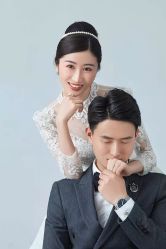 -雪中彩影婚纱摄影·微光艺术中心