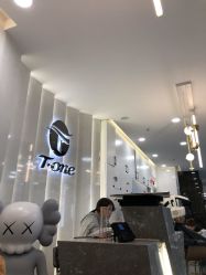 -AYO SALON