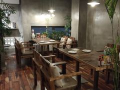 -HIGH FIVE哈福手工汉堡(桂林路店)