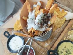 -Mark&Mars Restaurant