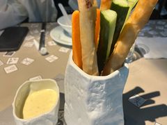 -穹六人间 people 6(岳阳路店)