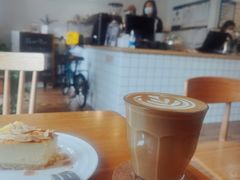 -Cafe Villa