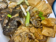 -小船渔村•大连菜•大连焖鱼(明泽街店)