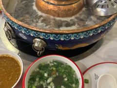 -毛辣果·贵州红酸汤牛肉火锅(西单店)