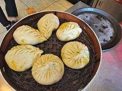 排骨馅包子-张包铺(关东古巷店)