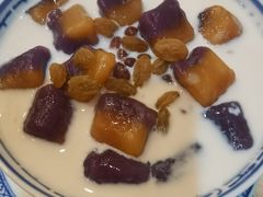 -广信牛奶甜品世家(台东店)