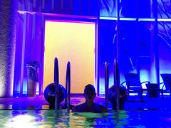 -上海滴水湖皇冠假日酒店