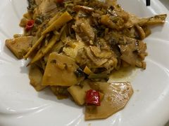 -天乐农家鱼头王(天目湖店)