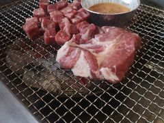梅花肉-肉甲韩国木炭烤肉(新壹街1店)