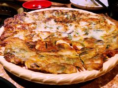 海鲜饼-炼火烤肉店