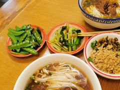 -矮子粉店1985·长沙米粉(湘春路店)