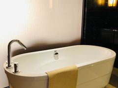 -中山利和希尔顿酒店