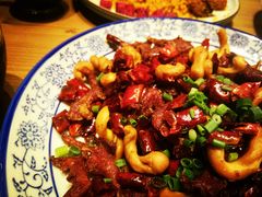 -临界音乐酒馆·小龙虾·江湖菜(华熙LIVE·鱼洞店)