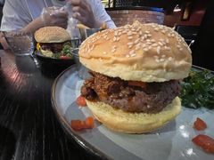 四重芝士牛肉汉堡配番薯条-bluefrog蓝蛙(水游城店)