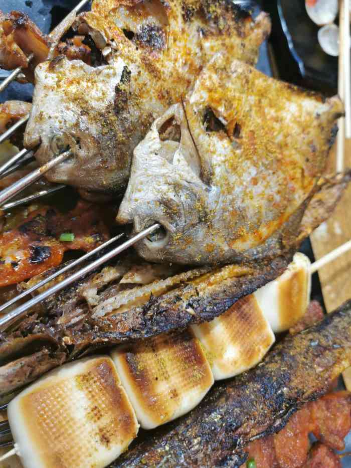 梁记烧烤(福润雅居店)-"[爱心][爱心]今天打赌打输了,我要请客.