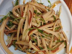 -亮欢寨酸汤鱼(沙冲路店)