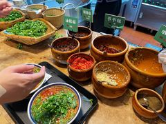 -云阿蛮云南生烫牛肉米线(奉贤路店)